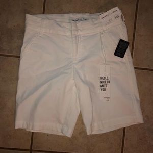 White celebrity pink Bermuda shorts